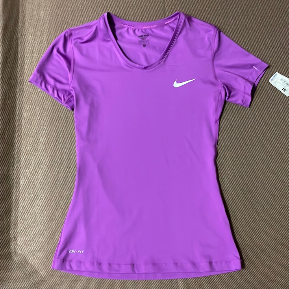 NWT Nike Pro dri-fit shirt. Size M.